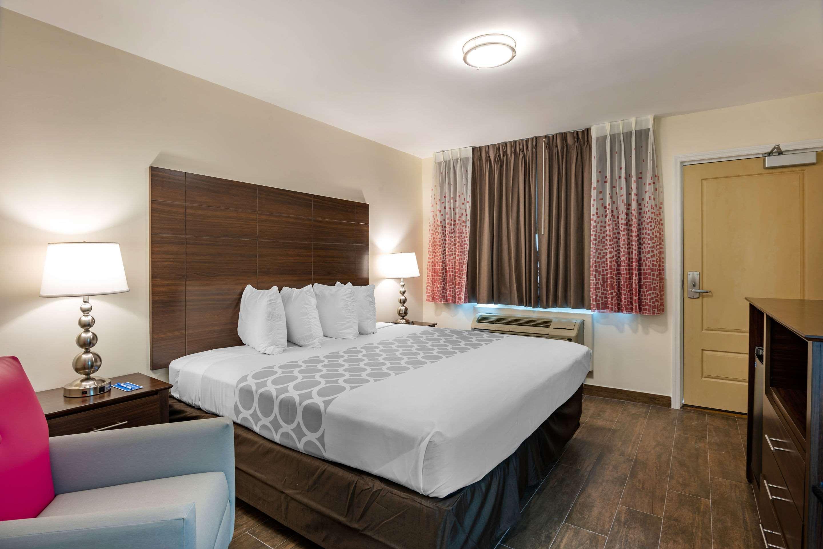 Downtown Hollywood Gardens Inn & Suites Zewnętrze zdjęcie