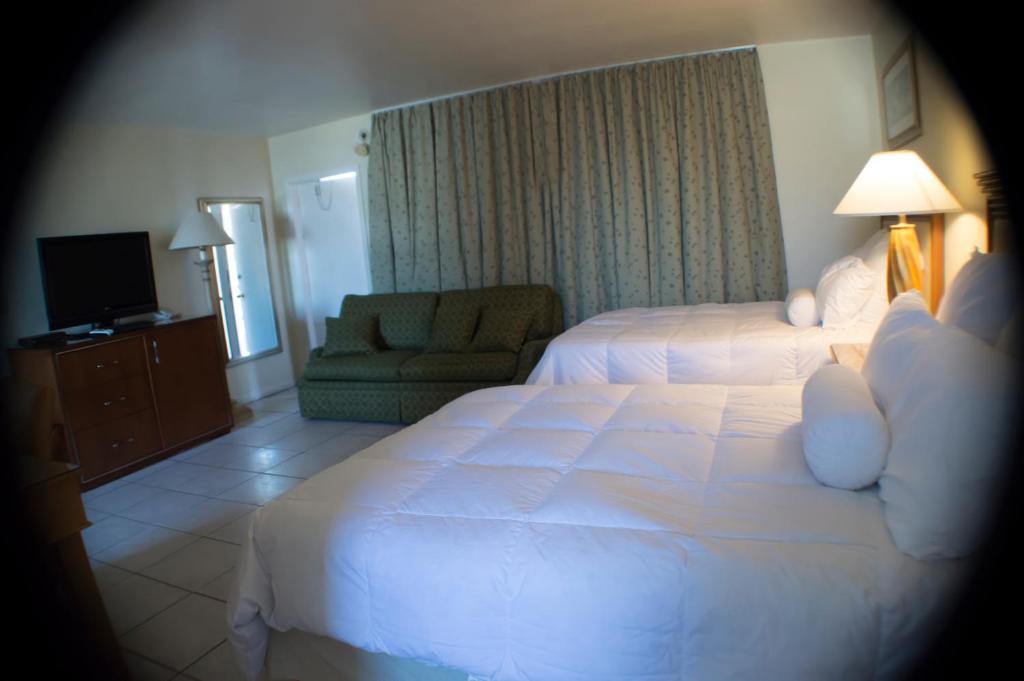 Downtown Hollywood Gardens Inn & Suites Zewnętrze zdjęcie